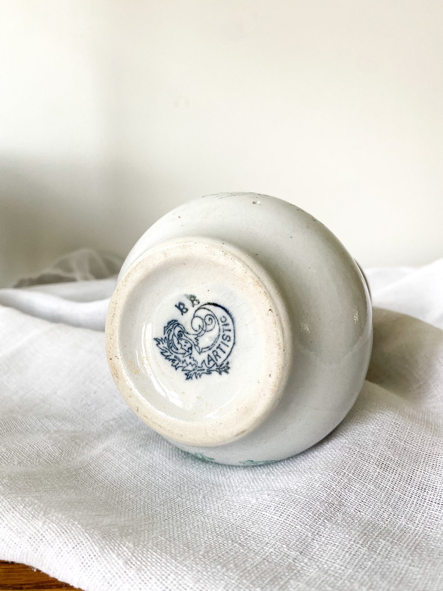 Ironstone Toothbrush Holder/Vase