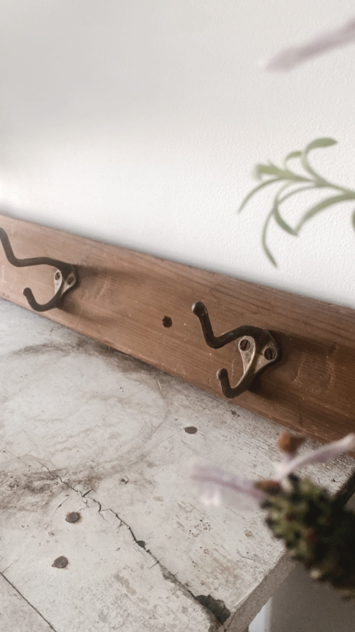 Antique Raw Wood Hook