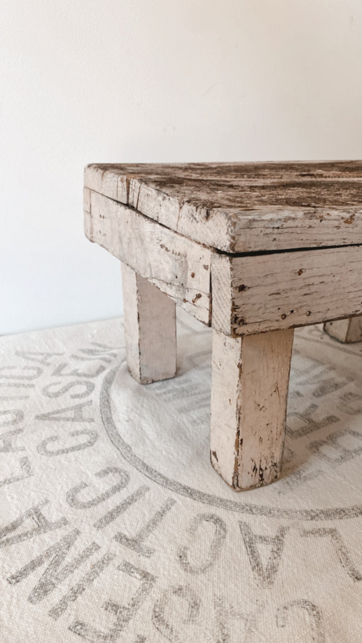 Chippy Light Pink Stool