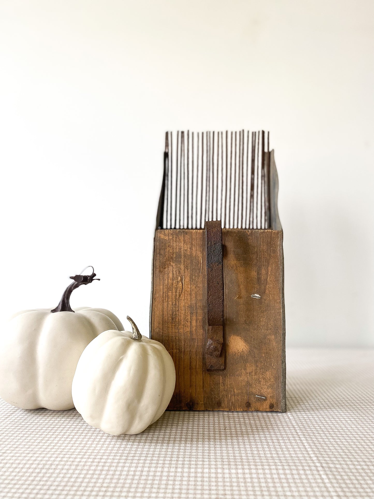 Primitive Cranberry Scoop