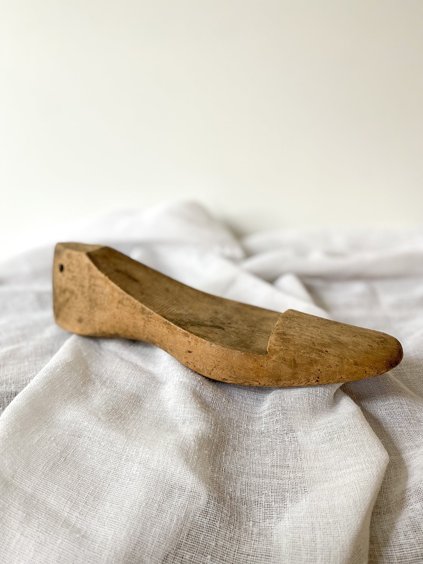 Primitive French Cobble Shoe Form