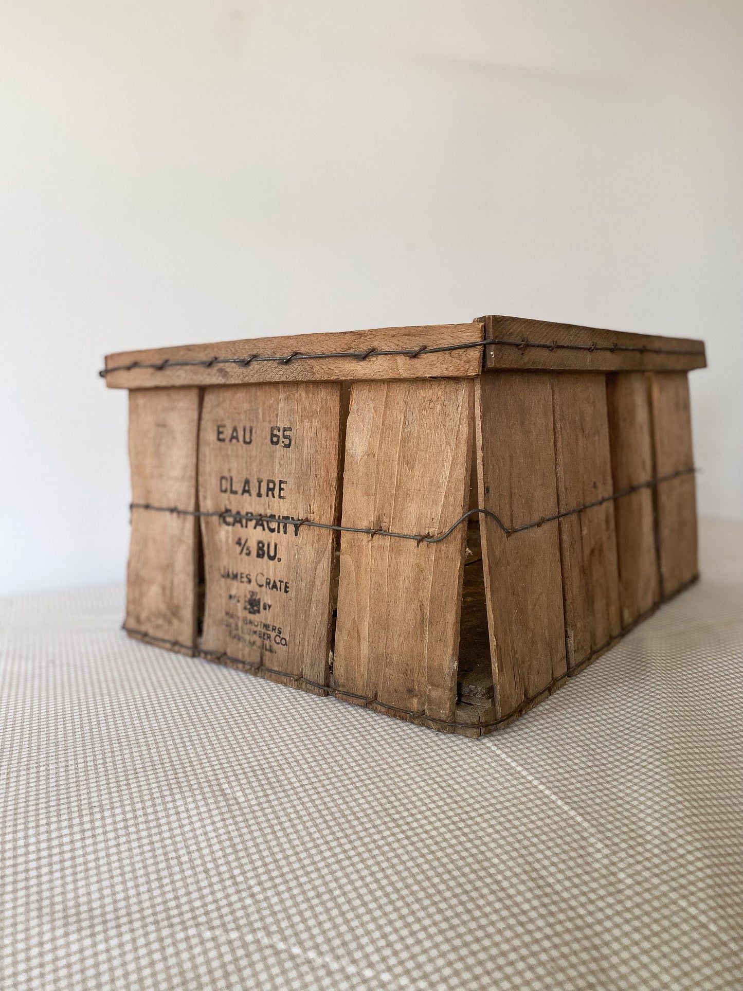 Vintage Peach Crate