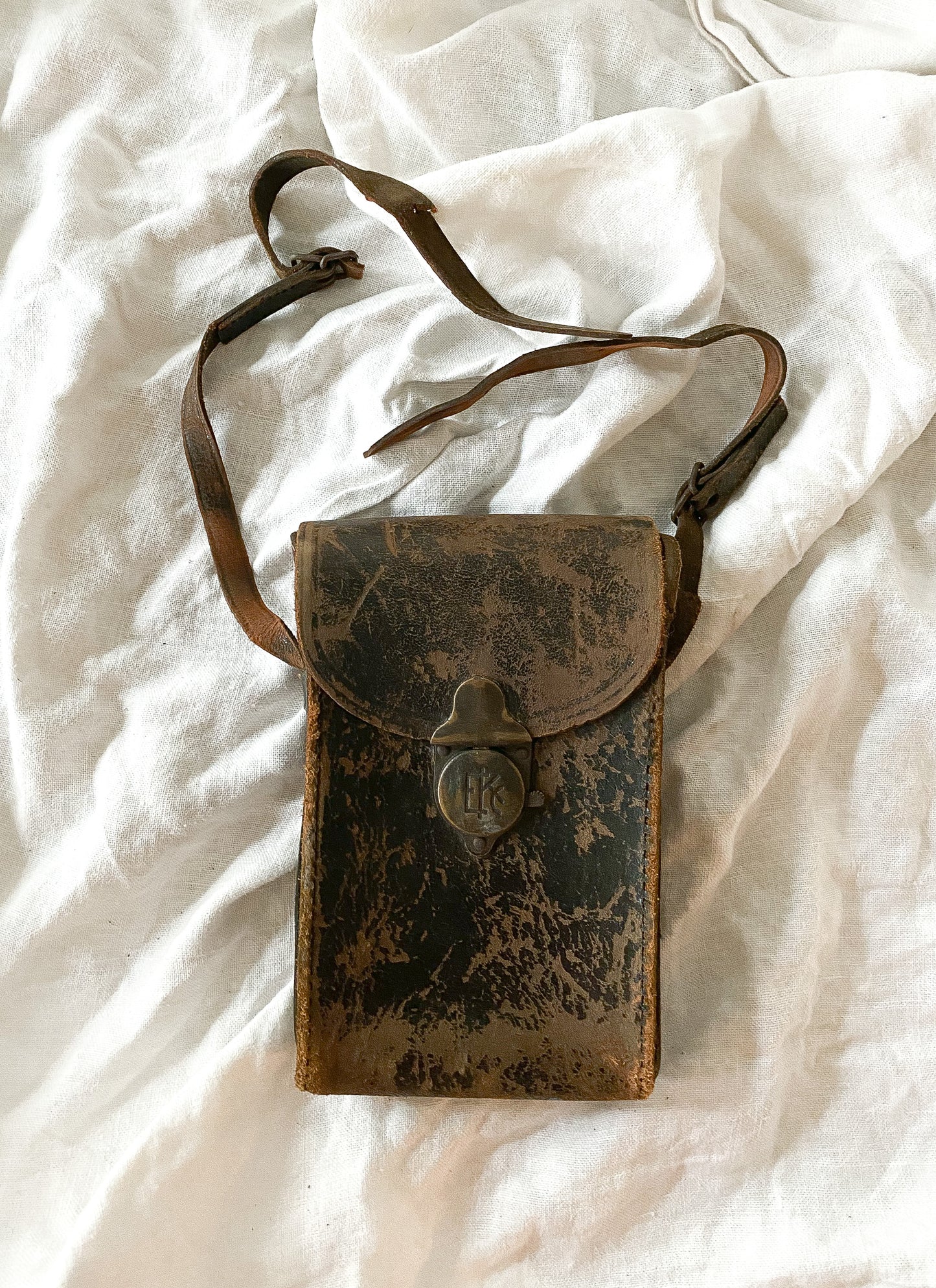 1900’s Leather Camera Bag