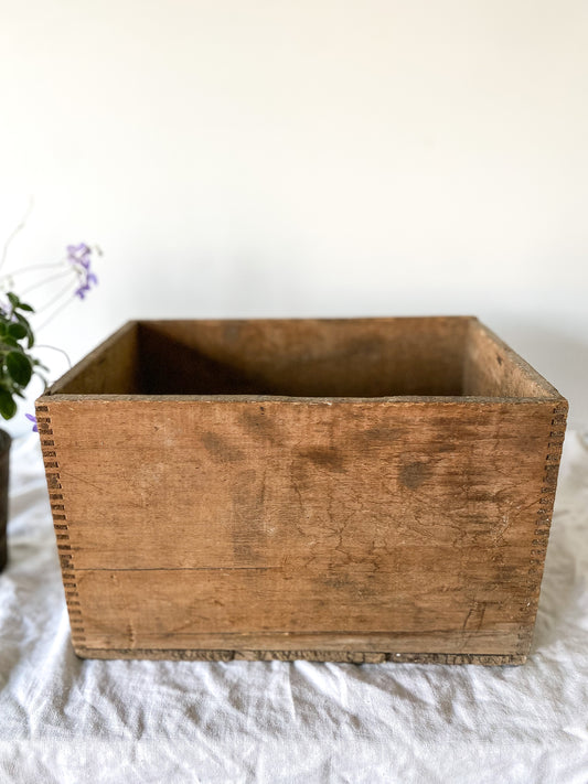 Vintage Dovetail Crate/Box